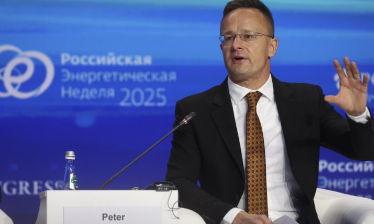 Унгария нахъсва Русия заедно да се противопоставят на външния натиск